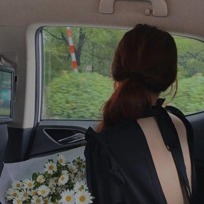 棉花云下的水圈
